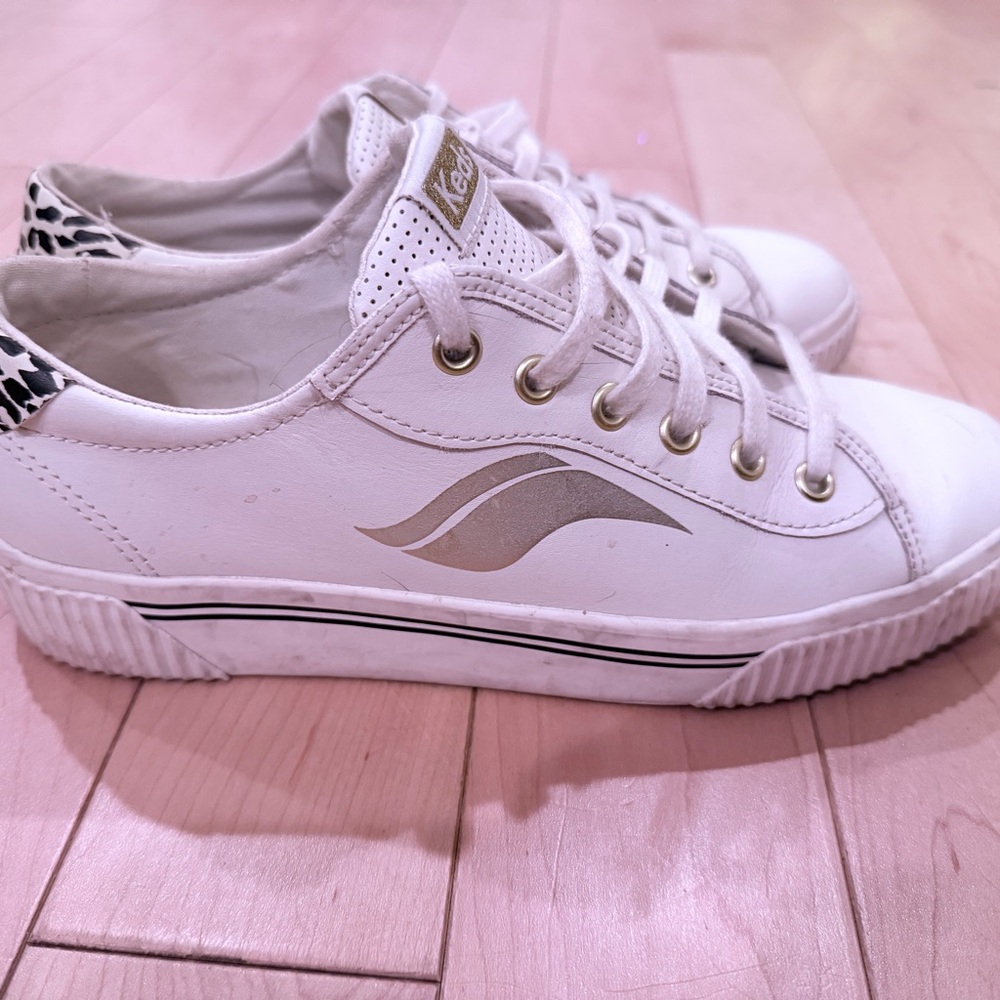 Keds Women’s White and Gold Leopard Lace-Up Sneakers